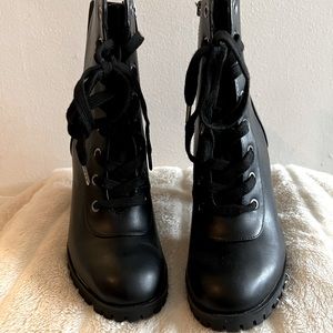 Jasper Lug Sole Laced -up - Bootie